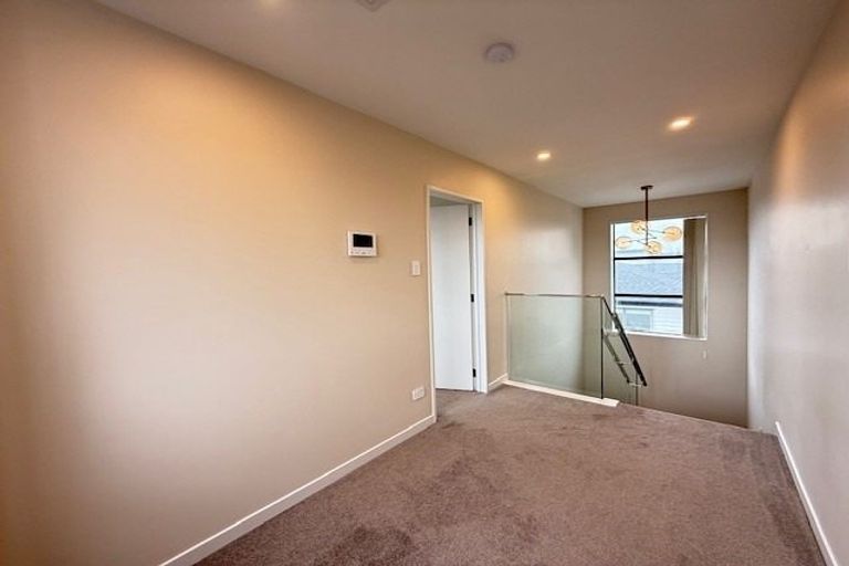 Photo of property in 13 Pacific Heights Road, Orewa, 0931