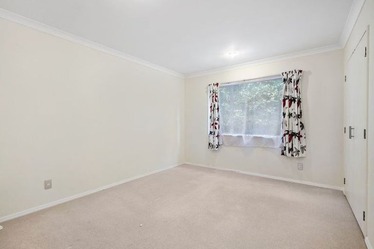 Photo of property in 46 Bronzewing Terrace, Unsworth Heights, Auckland, 0632