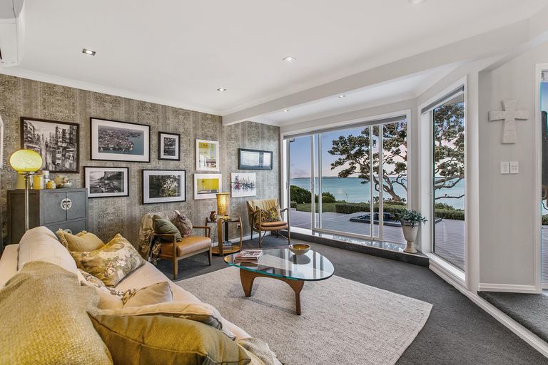 Photo of property in 24 Stevenson Way, Cockle Bay, Auckland, 2014