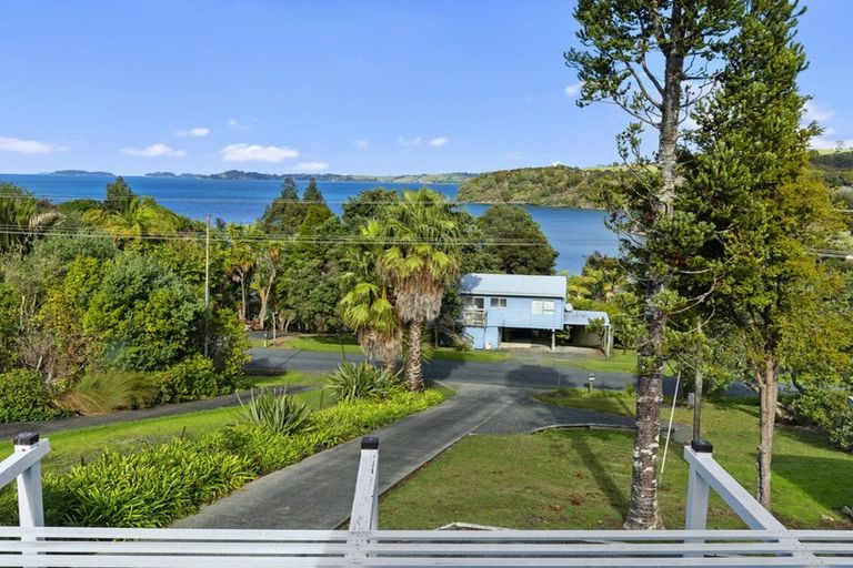 Photo of property in 5 Clinton Road, Tawharanui Peninsula, Warkworth, 0986