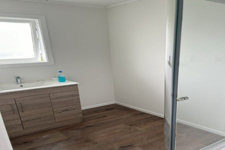 Photo of property in 12 Burbridge Road, Favona, Auckland, 2024