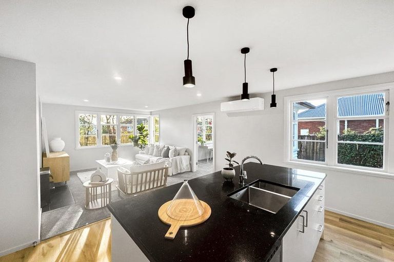 Photo of property in 48 Rowcliffe Crescent, Avonside, Christchurch, 8061