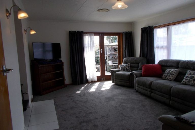 Photo of property in 82 Bamford Street, Woolston, Christchurch, 8023