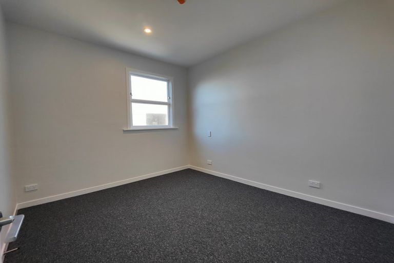 Photo of property in 1 Milne Terrace, Island Bay, Wellington, 6023
