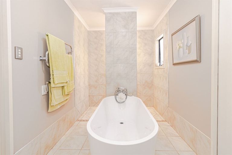 Photo of property in 18 Titter Place, Springvale, Whanganui, 4501