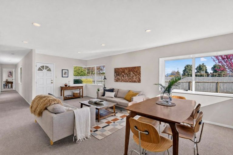 Photo of property in 18b Forward Street, Greenmeadows, Napier, 4112
