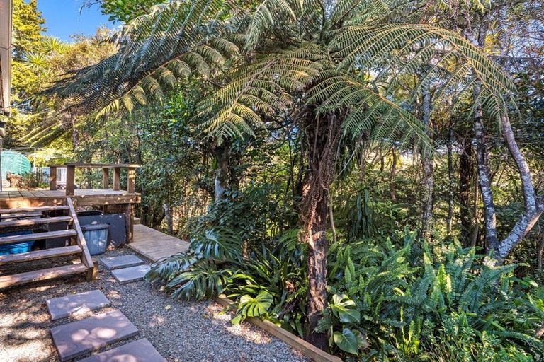 Photo of property in 38 Waipu Gorge Road, Waipu, 0582