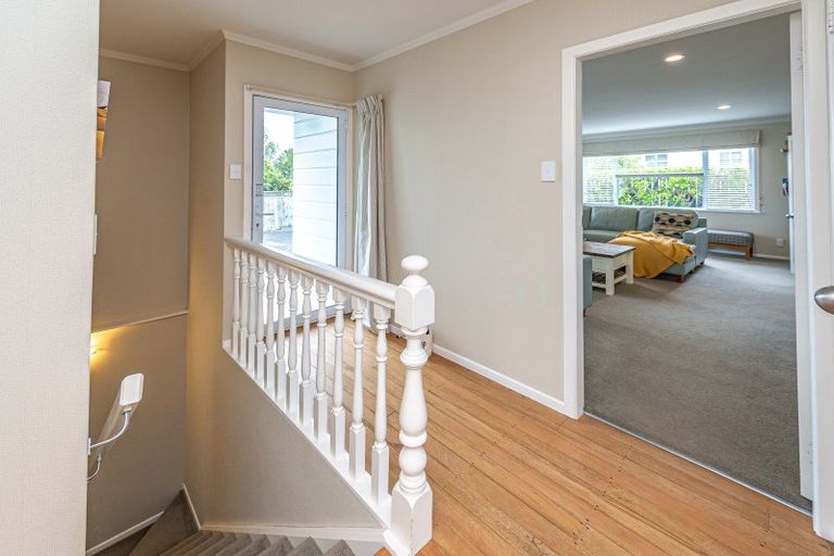 Photo of property in 43 Parkes Avenue, Saint Johns Hill, Whanganui, 4501