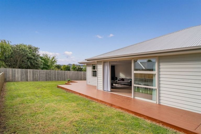 Photo of property in 106 Kupe Drive, Whitianga, 3510
