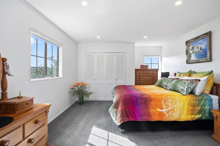 Photo of property in 112 Valley Road, Pukekohe, 2120