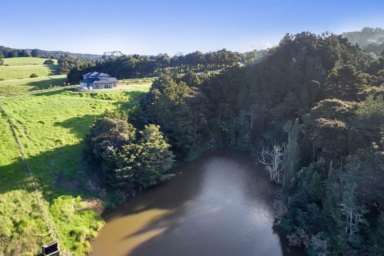Photo of property in 917 Waipu Caves Road, Waipu, 0582