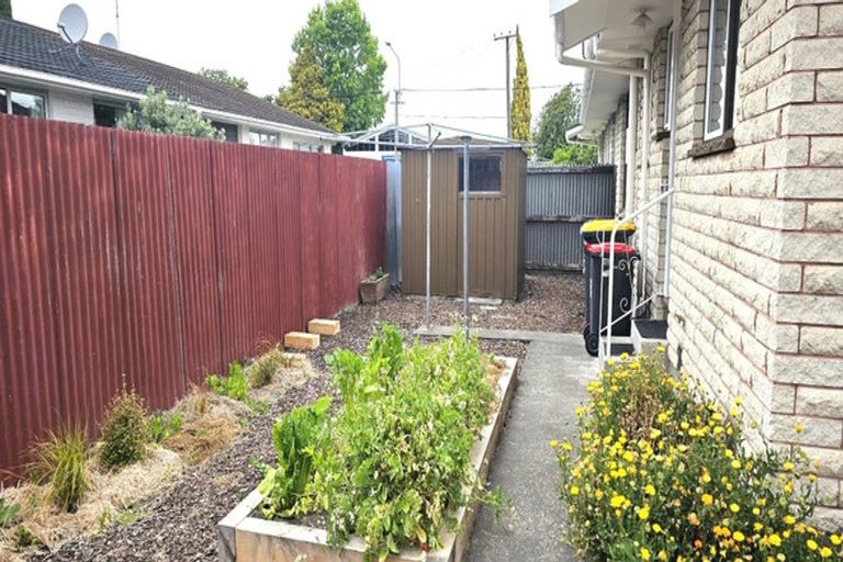 Photo of property in 2/64 Tancred Street, Linwood, Christchurch, 8011