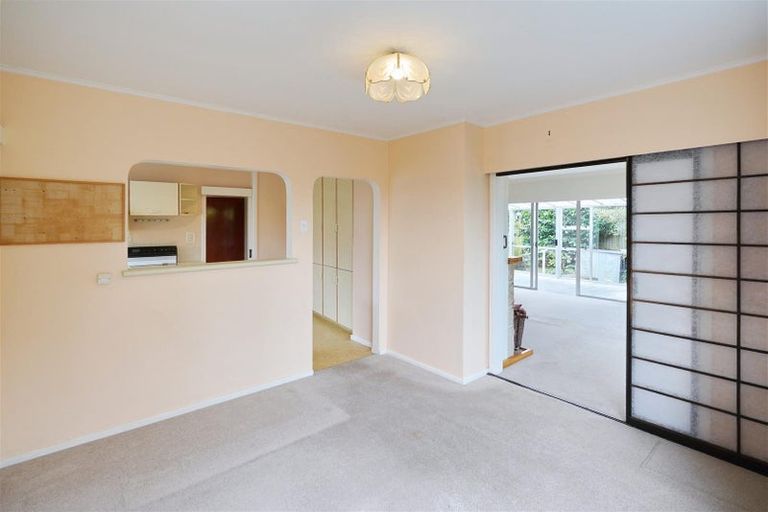 Photo of property in 14 Ron Place, Bishopdale, Christchurch, 8051