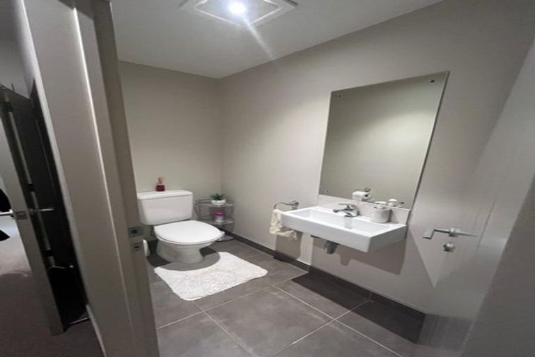 Photo of property in 10 Chard Place, Flat Bush, Auckland, 2016