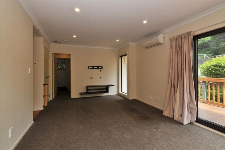 Photo of property in 163 Glenmore Street, Kelburn, Wellington, 6012