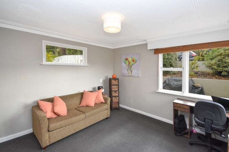 Photo of property in 39 Waldron Crescent, Green Island, Dunedin, 9018