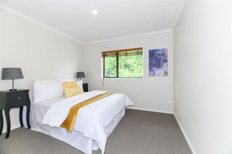Photo of property in 57a Sabulite Road, Kelston, Auckland, 0602