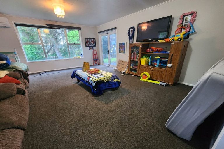 Photo of property in 56 Ernest Street, Ranui, Porirua, 5024