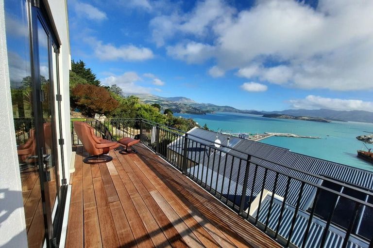 Photo of property in 22 Gilmour Terrace, Lyttelton, 8082