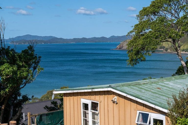 Photo of property in 4 Queens View Road, Russell, 0202