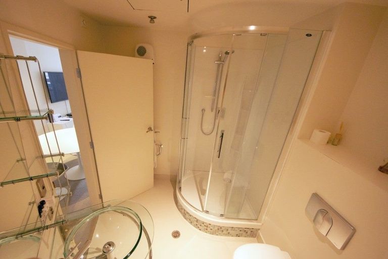 Photo of property in The Quay, 4/332a1 Lambton Quay, Wellington Central, Wellington, 6011