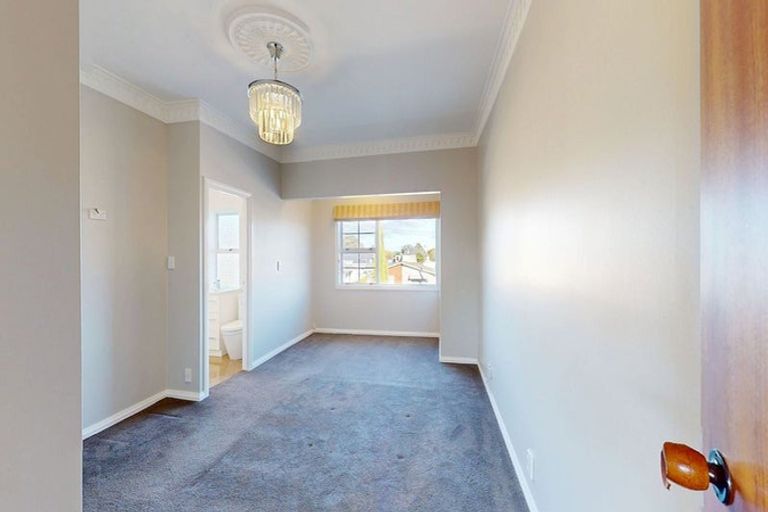 Photo of property in 49 Kings Crescent, Hutt Central, Lower Hutt, 5010