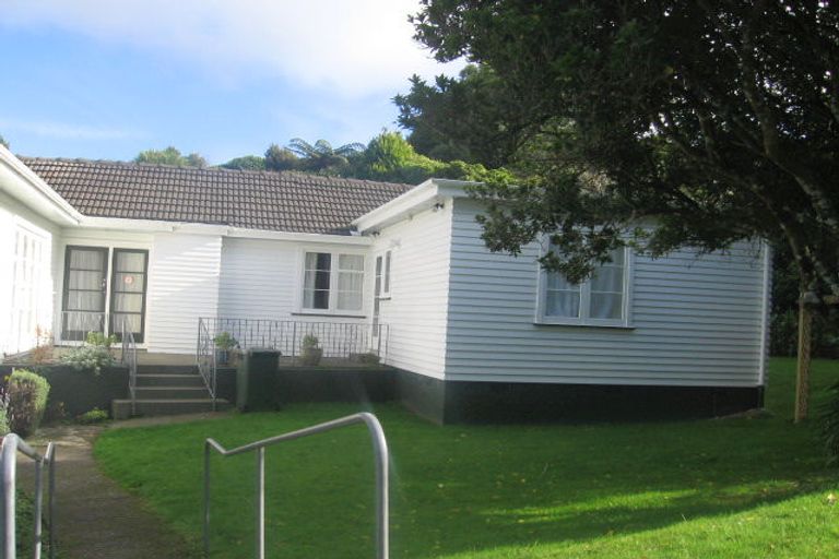 Photo of property in 99 Normandale Road, Normandale, Lower Hutt, 5010