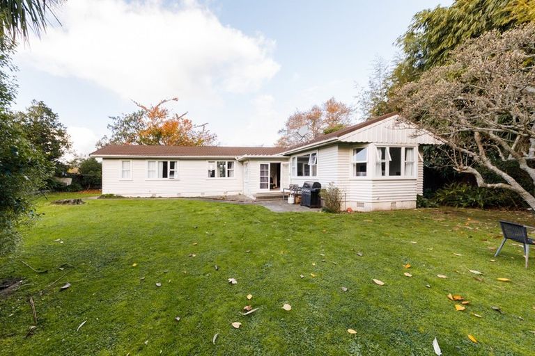 Photo of property in 23 Pahiatua Street, Hokowhitu, Palmerston North, 4410