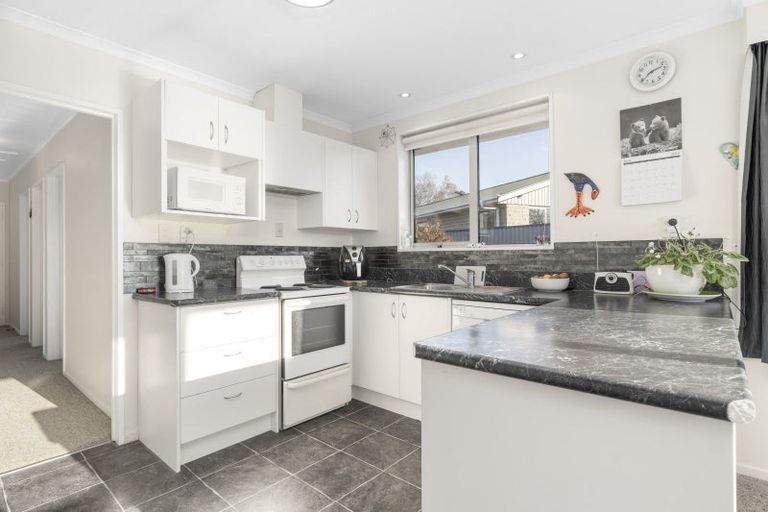 Photo of property in 8a Rowan Place, Mosgiel, 9024