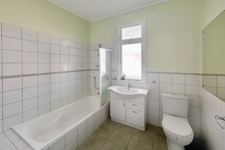 Photo of property in 4 Godwin Crescent, College Estate, Whanganui, 4500