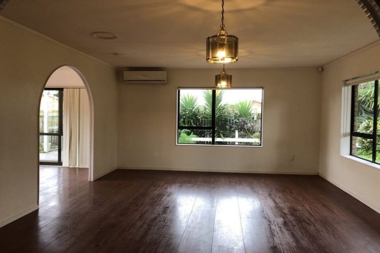 Photo of property in 3c Rimu Road, Mangere Bridge, Auckland, 2022