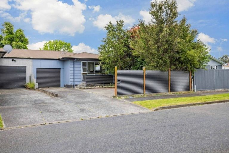 Photo of property in 18 Kaituna Street, Milson, Palmerston North, 4414