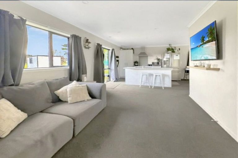 Photo of property in 32 Station Road, Ormondville, 4977