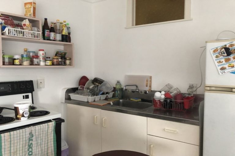 Photo of property in 67 Forrest Hill Road, Milford, Auckland, 0620