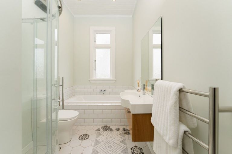 Photo of property in 544 Highgate, Maori Hill, Dunedin, 9010