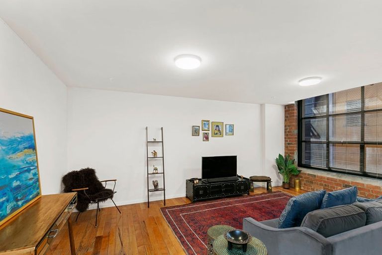 Photo of property in Bond Store Apartments, 8m Egmont Street, Te Aro, Wellington, 6011