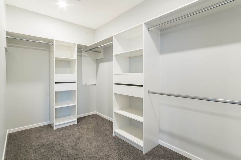 Photo of property in 11 Kearns Drive, Hobsonville, Auckland, 0616