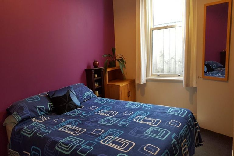 Photo of property in 102 Wallace Street, Mount Cook, Wellington, 6021