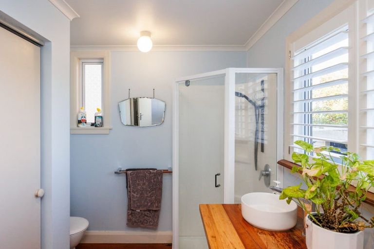 Photo of property in 70 Heretaunga Street, Palmerston North, 4414