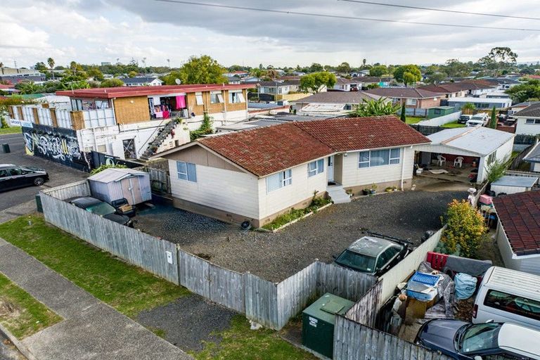 Photo of property in 29 Othello Drive, Clover Park, Auckland, 2023