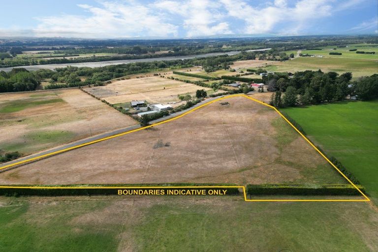 Photo of property in 27 Coldstream Road, Rangiora, 7473
