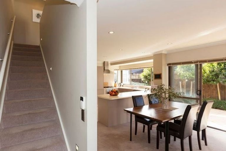 Photo of property in 3 Bluewater Place, Paraparaumu, 5032