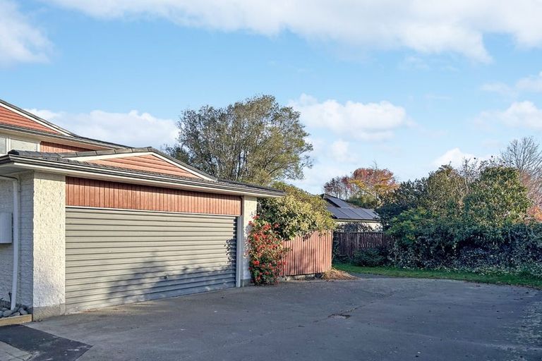 Photo of property in 25a Gothic Place, Ilam, Christchurch, 8041