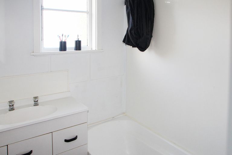 Photo of property in 13 Raglan Street, Oamaru North, Oamaru, 9400