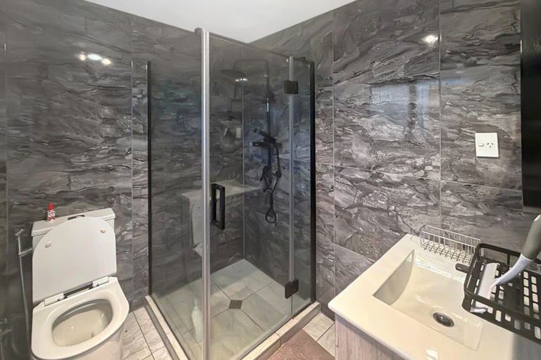 Photo of property in 19 Cartmel Avenue, Massey, Auckland, 0614