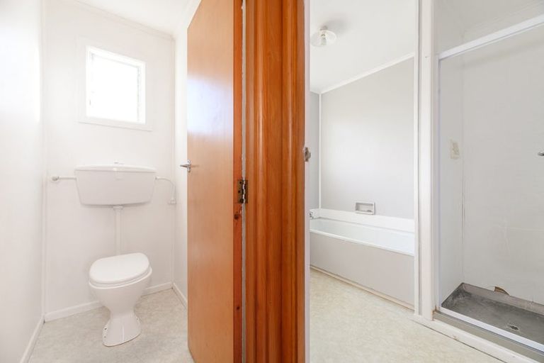 Photo of property in 15 Zita Maria Drive, Massey, Auckland, 0614