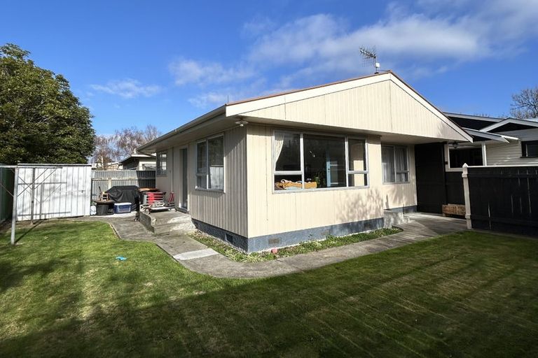 Photo of property in 41 Milverton Avenue, Hokowhitu, Palmerston North, 4410