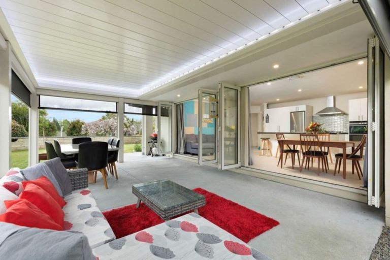 Photo of property in 2 Gleneagles Drive, Aongatete, Katikati, 3178