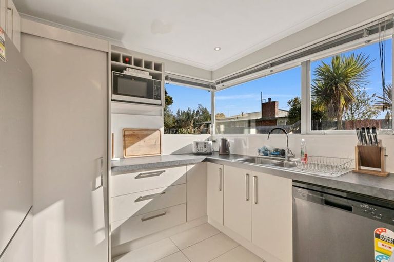 Photo of property in 86b Tilford Street, Woolston, Christchurch, 8062