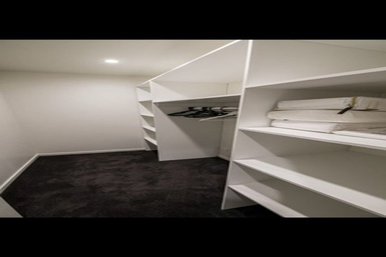 Photo of property in 11b Saint Peters Place, Queenstown, 9300